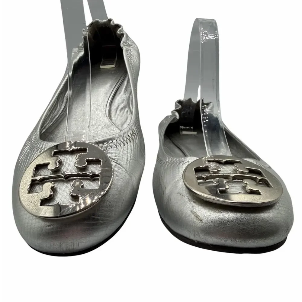 Tory Burch Reva Flats Silver Metallic‎ Leather Logo Medallion Shoes Size 10 Y2K